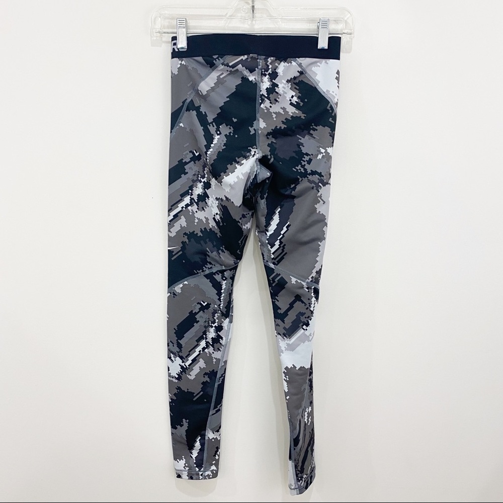 NIKE Pro HyperWarm Tights Leggings Black/White Digi Camo Size Small - Picture 6 of 6